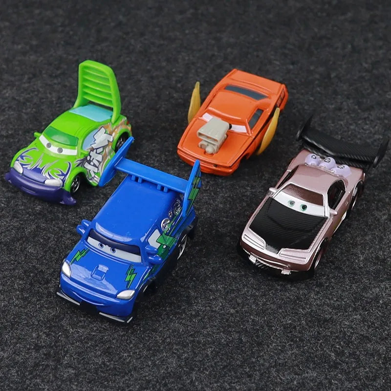 Premium Disney Pixar Cars Diecast Truck Set - Lightning McQueen & Friends, Ages